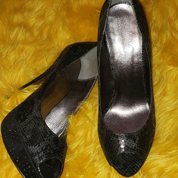 Mariah Carey snake  skin pumps - Picture 2 of 3